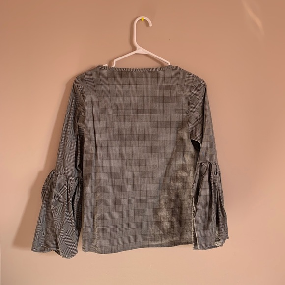 Zara bell sleeves top - Picture 3 of 3